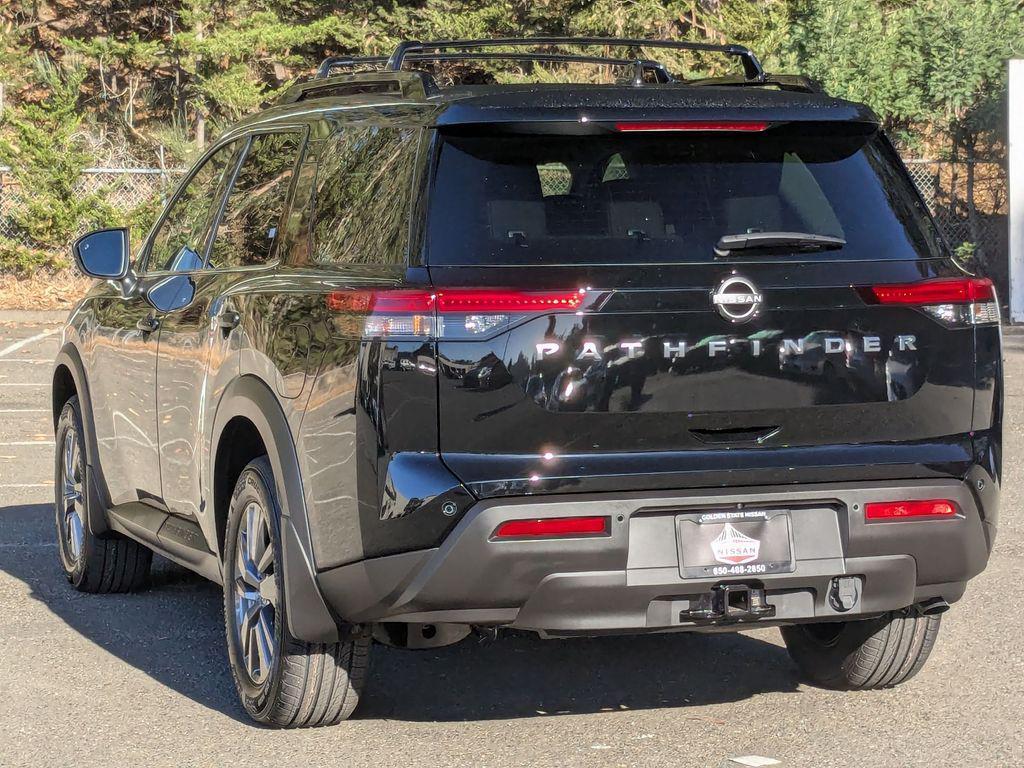 new 2025 Nissan Pathfinder car, priced at $36,584