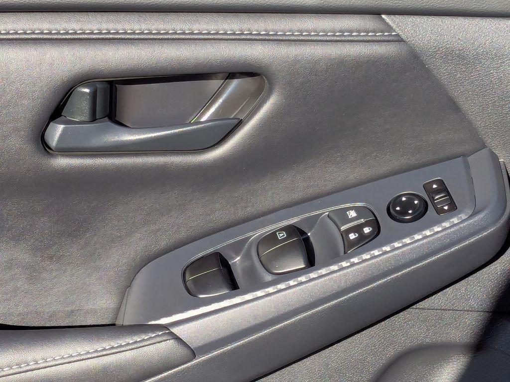 new 2025 Nissan Sentra car, priced at $21,860