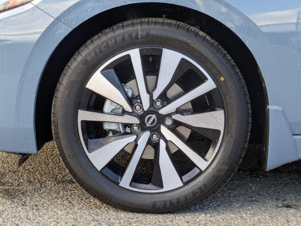 new 2025 Nissan Sentra car, priced at $26,170