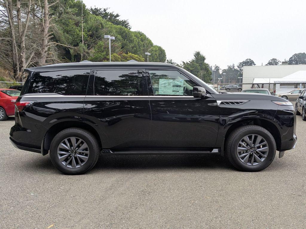 new 2025 INFINITI QX80 car