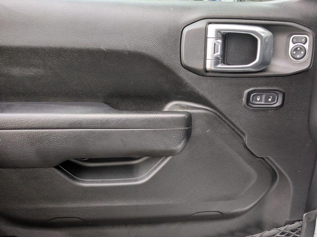 used 2022 Jeep Gladiator car, priced at $27,778