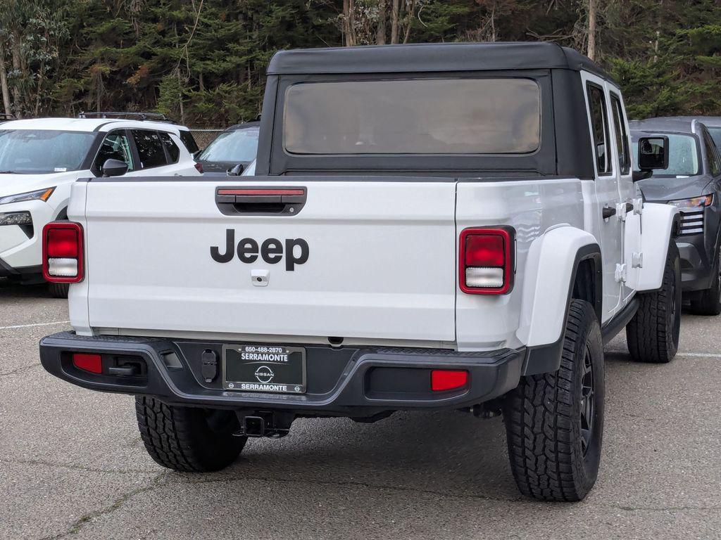 used 2022 Jeep Gladiator car, priced at $27,778