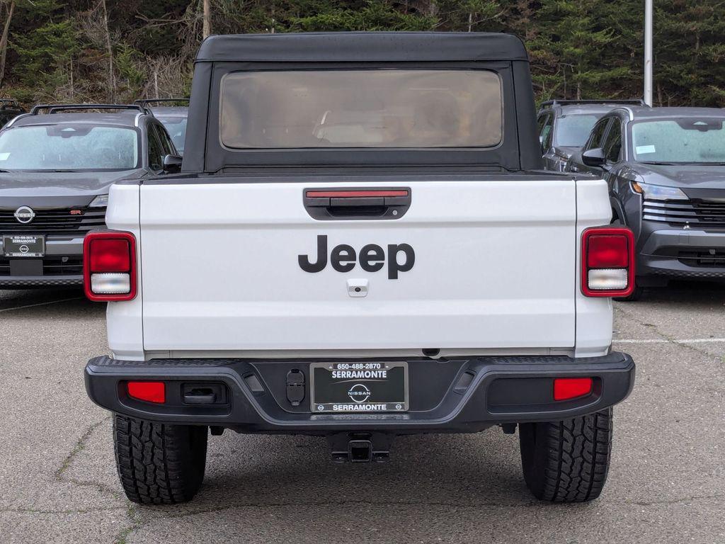 used 2022 Jeep Gladiator car, priced at $27,778