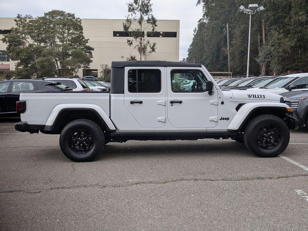used 2022 Jeep Gladiator car, priced at $27,778