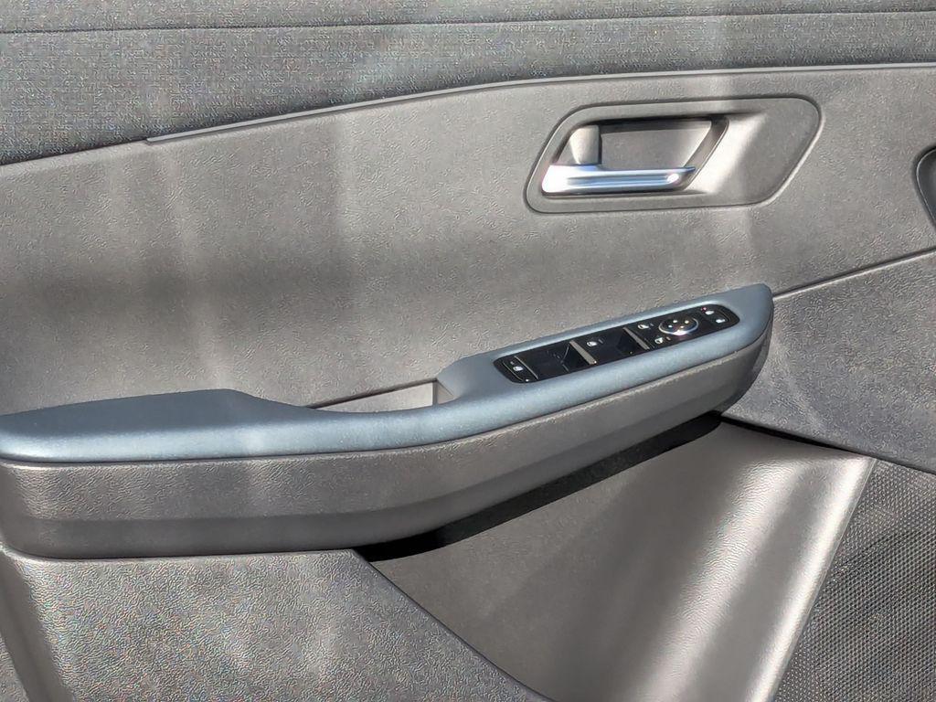 new 2026 Nissan Leaf car, priced at $36,660