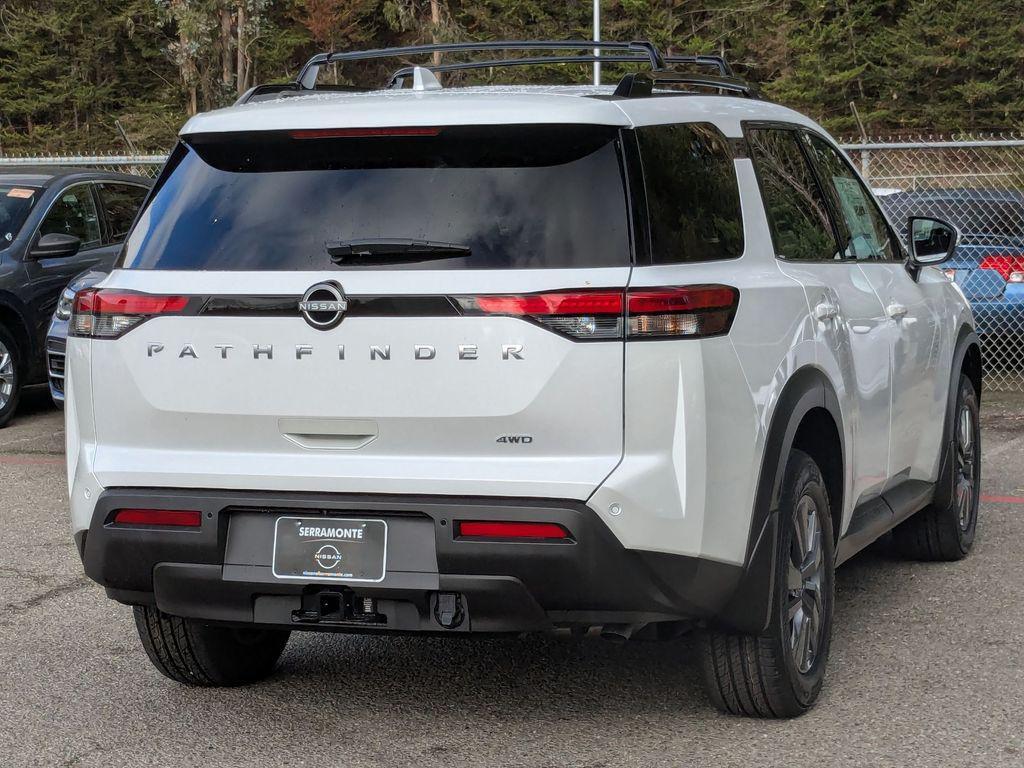 new 2025 Nissan Pathfinder car, priced at $38,861