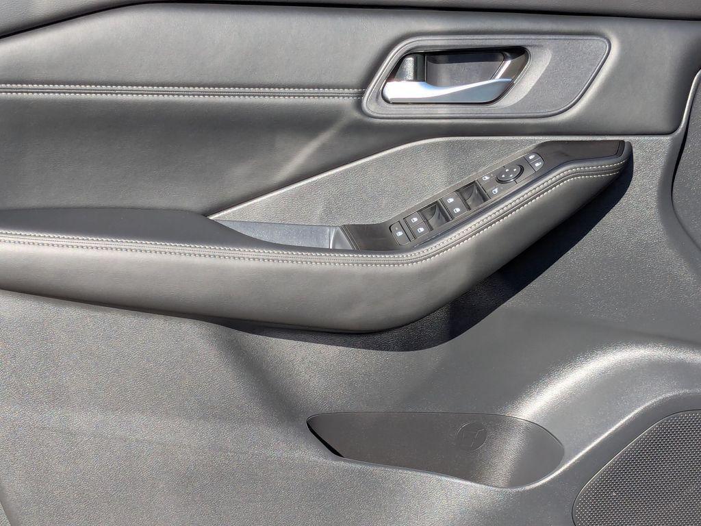 new 2026 Nissan Rogue car, priced at $33,925