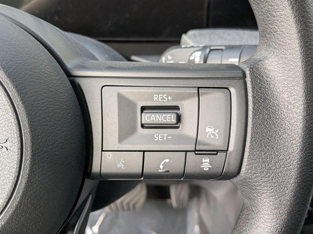 new 2025 Nissan Kicks car, priced at $23,347