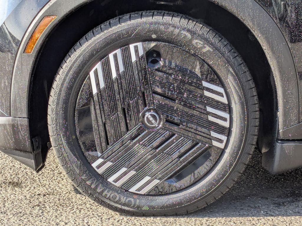 new 2026 Nissan Leaf car, priced at $32,285