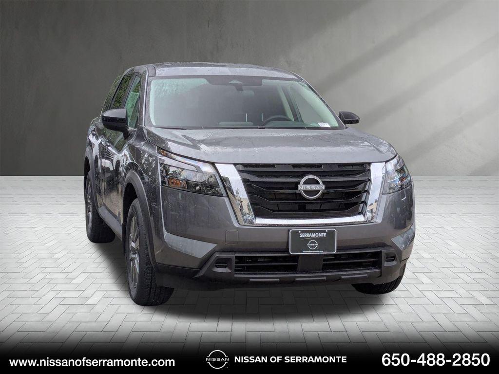 new 2025 Nissan Pathfinder car, priced at $30,975