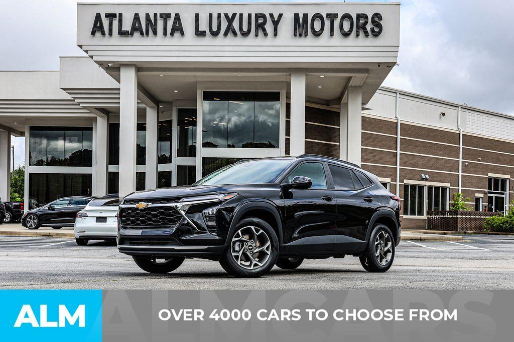 used 2025 Chevrolet Trax car, priced at $21,164