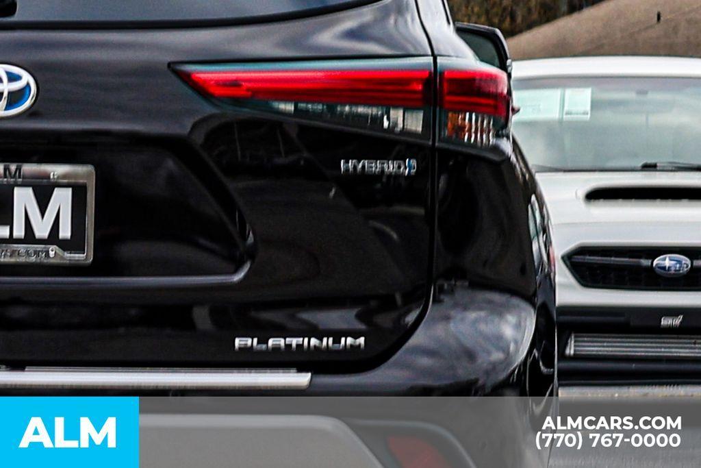 used 2021 Toyota Highlander Hybrid car, priced at $38,420