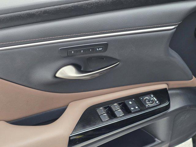 used 2023 Lexus ES 300h car, priced at $40,590