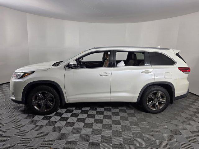 used 2019 Toyota Highlander car, priced at $25,890