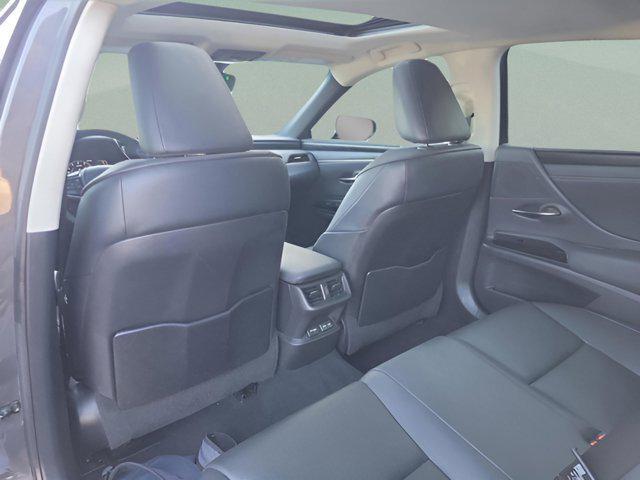 used 2022 Lexus ES 350 car, priced at $35,061