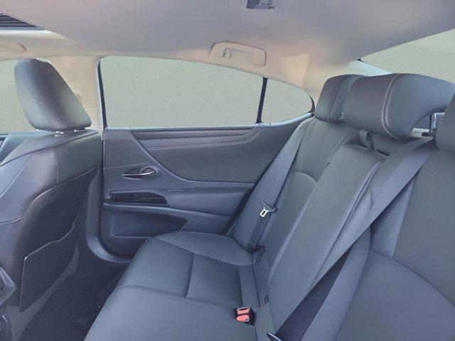 used 2022 Lexus ES 350 car, priced at $35,061