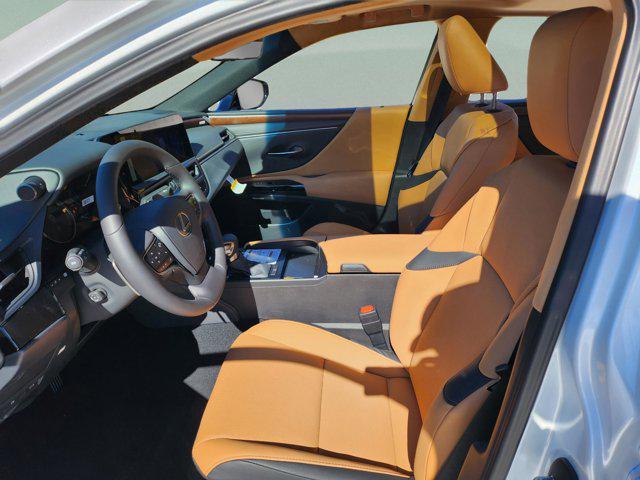 new 2025 Lexus ES 350 car, priced at $49,764