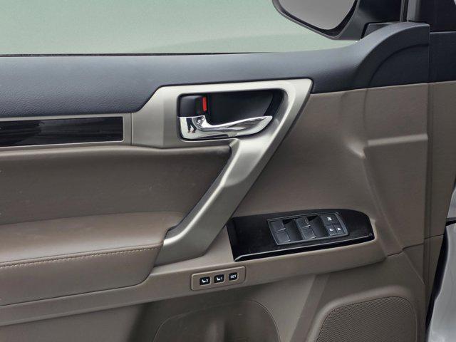 used 2018 Lexus GX 460 car, priced at $27,499