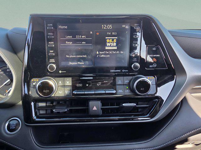 used 2021 Toyota Highlander car, priced at $29,930
