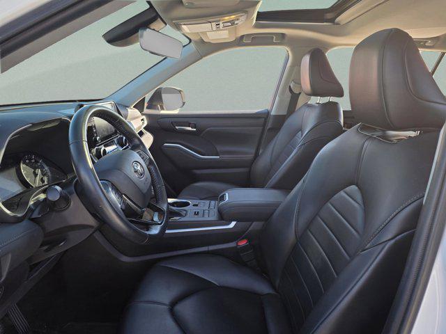 used 2021 Toyota Highlander car, priced at $29,930