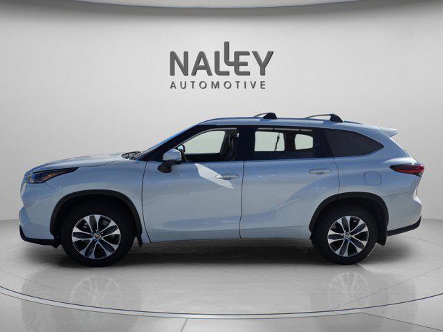 used 2021 Toyota Highlander car, priced at $29,930
