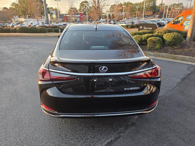 used 2021 Lexus ES 300h car, priced at $31,956
