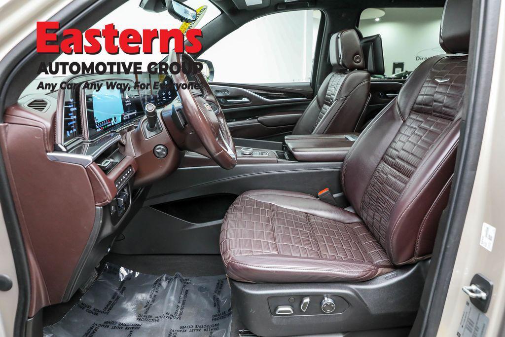 used 2021 Cadillac Escalade ESV car, priced at $57,690