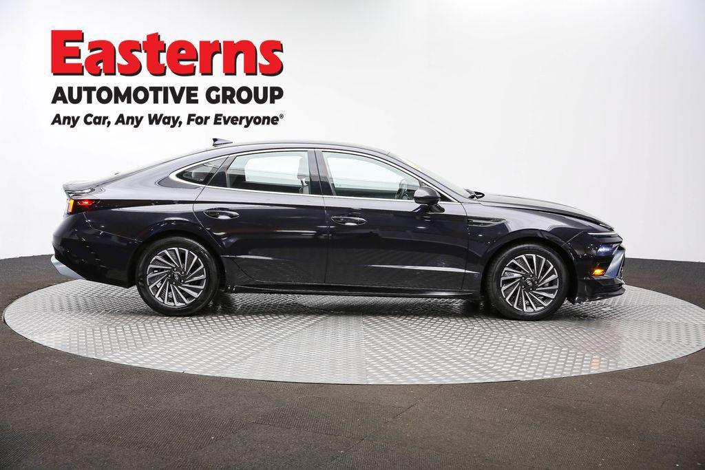 used 2025 Hyundai Sonata Hybrid car, priced at $24,175