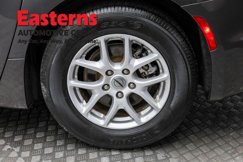 used 2023 Chrysler Pacifica car, priced at $23,490