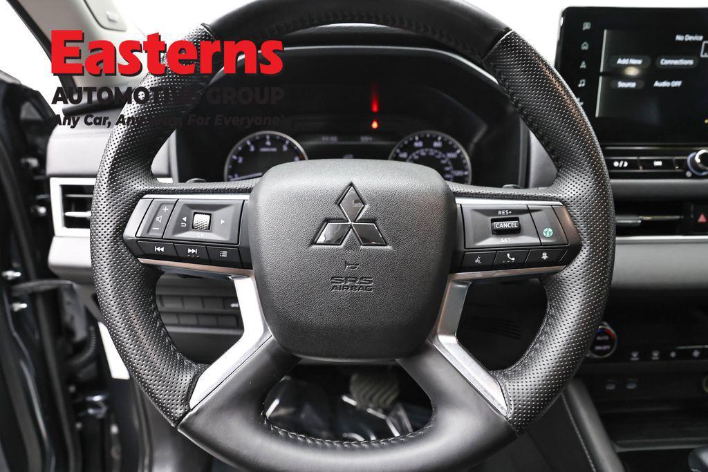 used 2025 Mitsubishi Outlander car, priced at $28,789