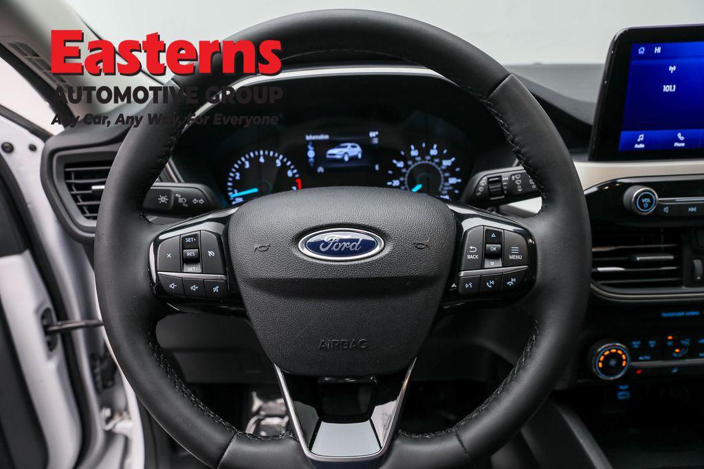 used 2022 Ford Escape car, priced at $21,490