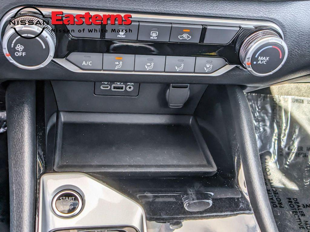 used 2024 Nissan Altima car