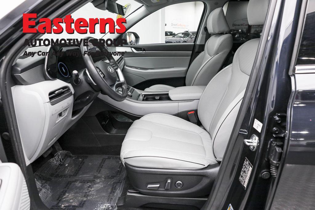 used 2025 Hyundai Palisade car, priced at $34,950