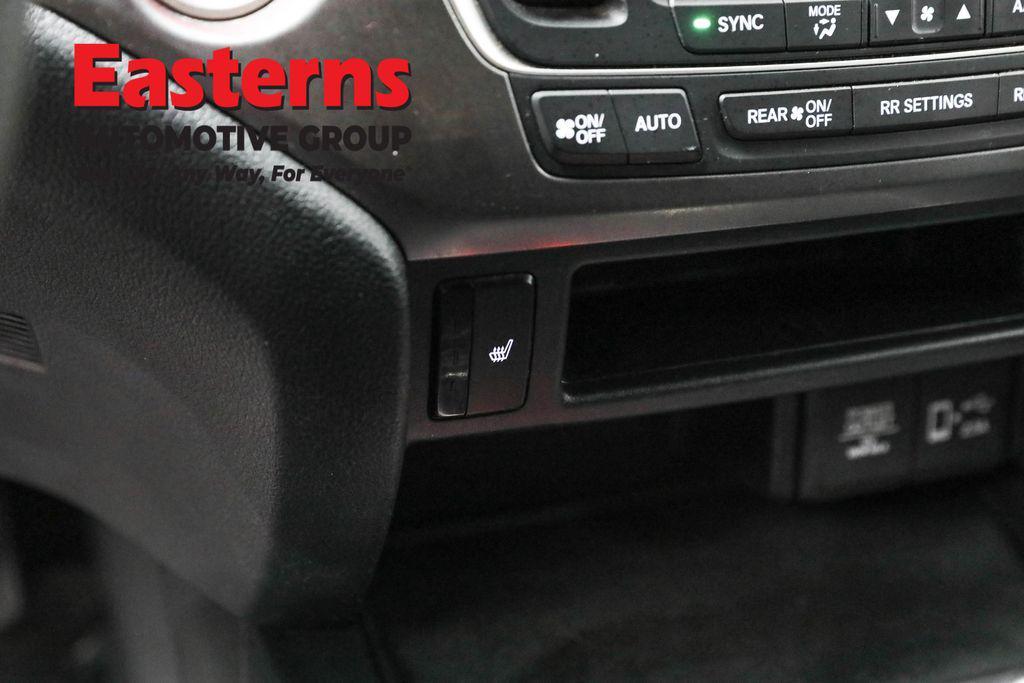 used 2022 Honda Pilot car, priced at $26,950