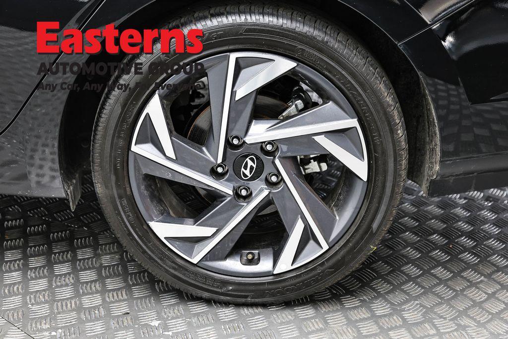 used 2025 Hyundai Elantra car, priced at $20,950