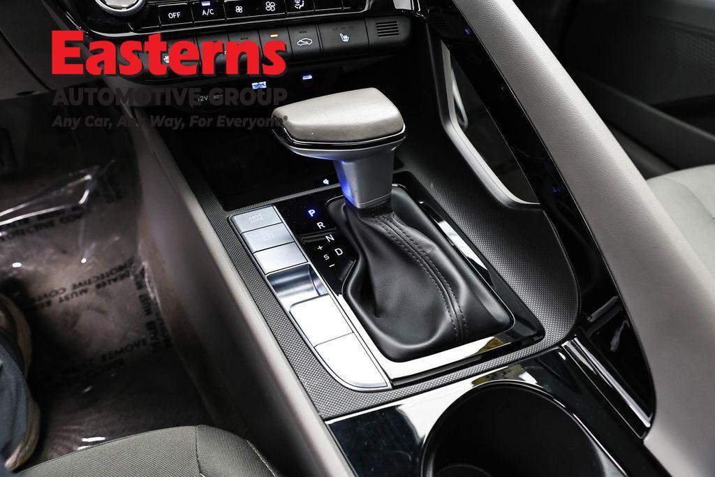 used 2025 Hyundai Elantra car, priced at $20,950