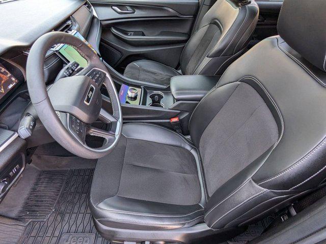 used 2023 Jeep Grand Cherokee car, priced at $28,996