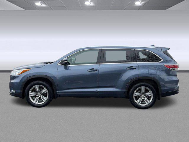used 2015 Toyota Highlander car, priced at $16,899