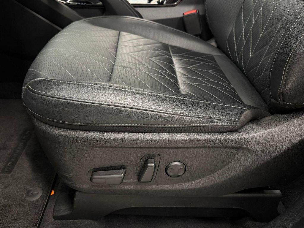 used 2025 Kia Telluride car, priced at $40,250