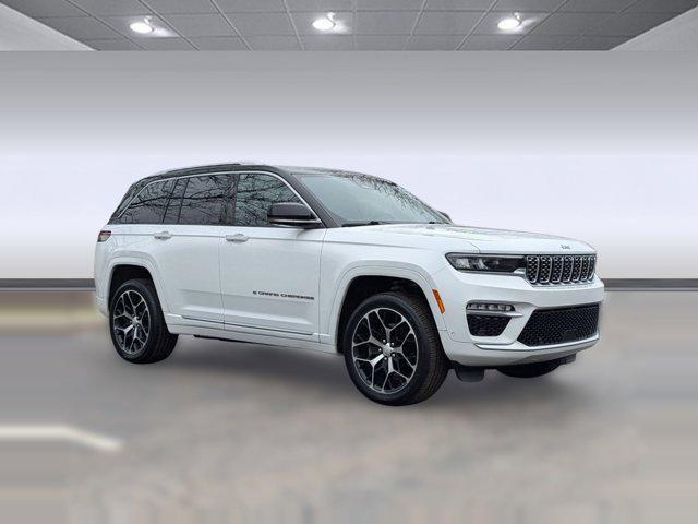 used 2022 Jeep Grand Cherokee car, priced at $31,499