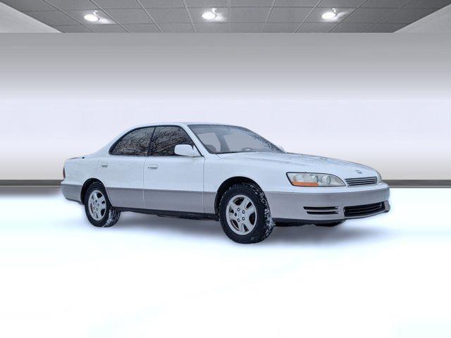 used 1994 Lexus ES 300 car, priced at $4,498