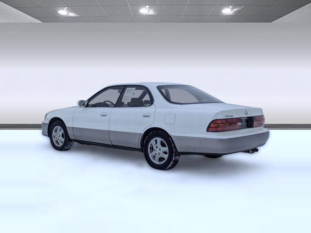 used 1994 Lexus ES 300 car, priced at $4,498
