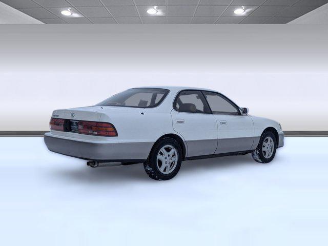 used 1994 Lexus ES 300 car, priced at $4,498