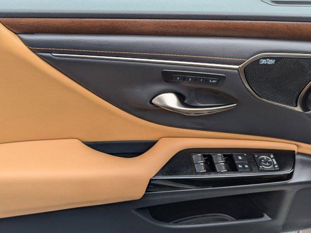 new 2025 Lexus ES 350 car, priced at $51,399