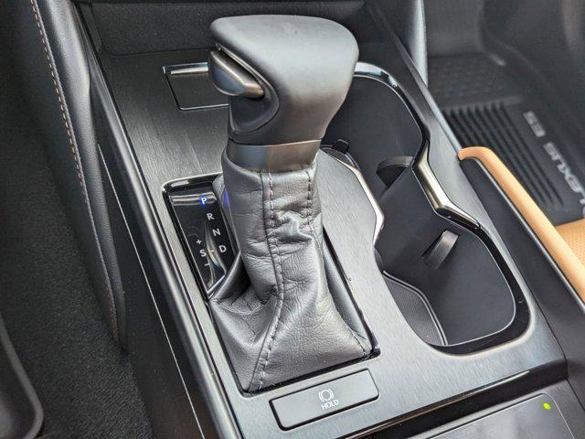 new 2025 Lexus ES 350 car, priced at $51,399