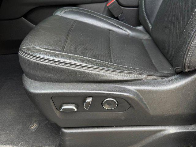 used 2021 GMC Yukon car, priced at $42,998