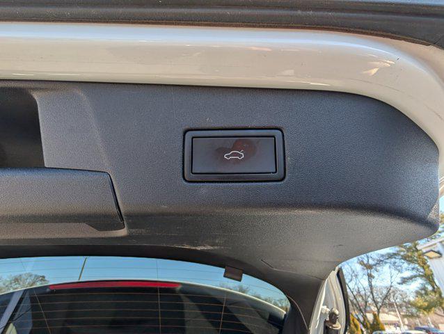 used 2022 Volkswagen ID.4 car, priced at $20,400