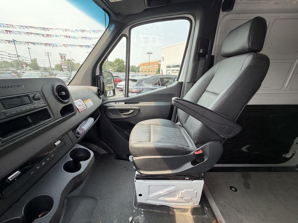 used 2025 Mercedes-Benz Sprinter 2500 car, priced at $37,600