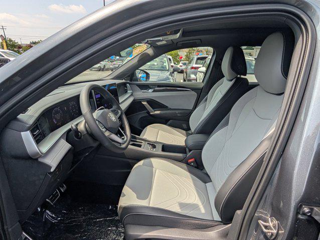 new 2025 Volkswagen Tiguan car, priced at $33,083