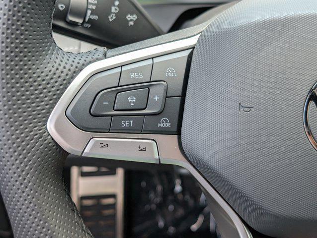 new 2025 Volkswagen Tiguan car, priced at $33,083